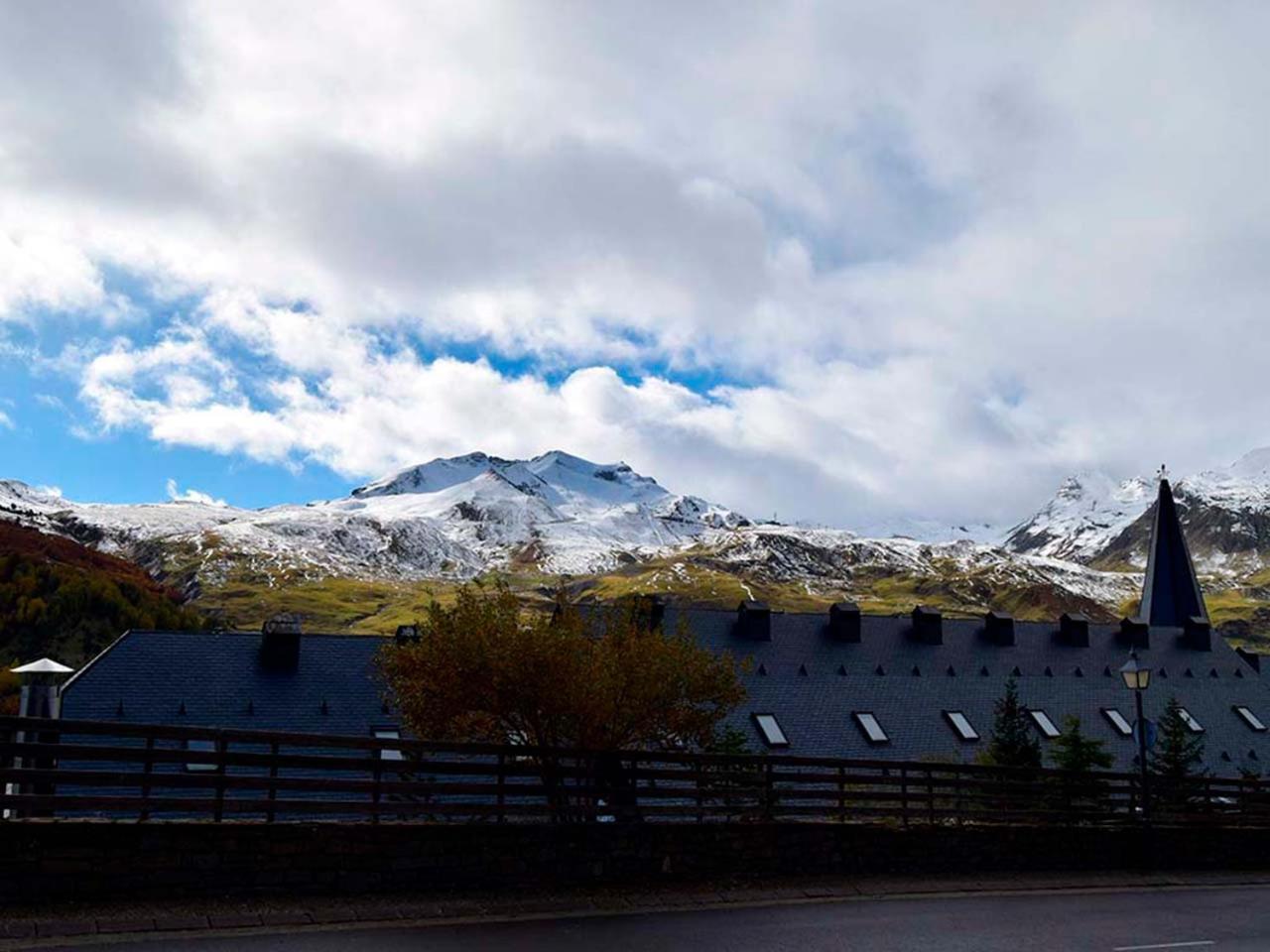 Apartamentos 3000 Formigal Esterno foto